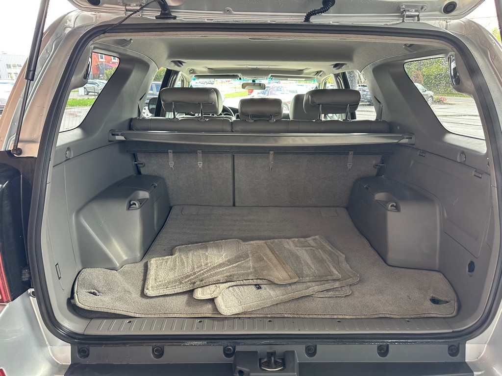 2004 Toyota 4Runner Image 13