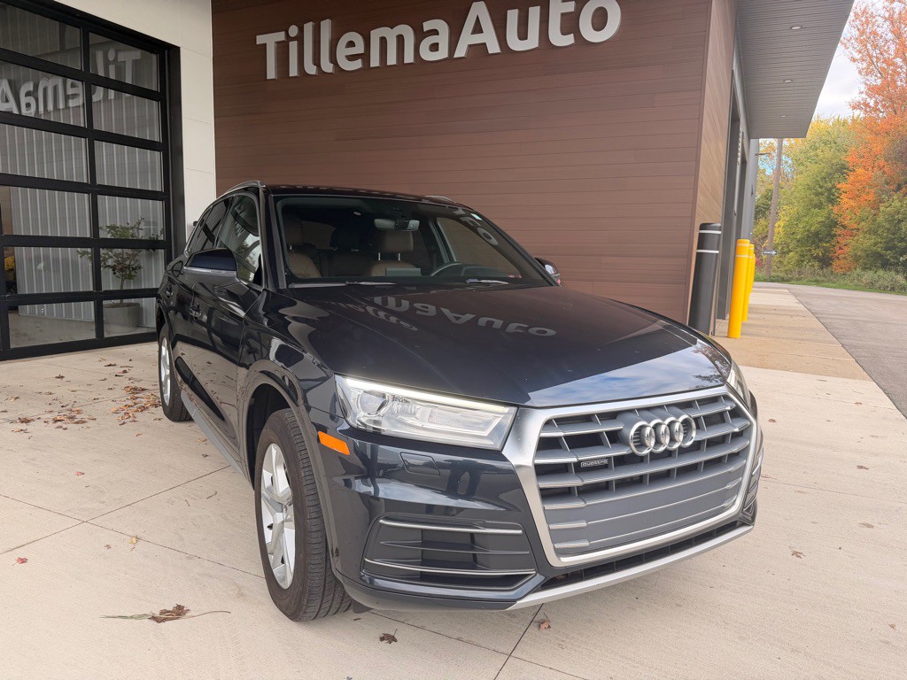 2019 Audi Q5 Image 1