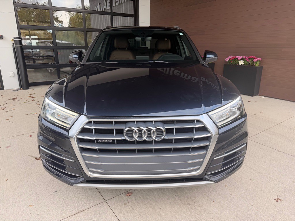 2019 Audi Q5 Image 2