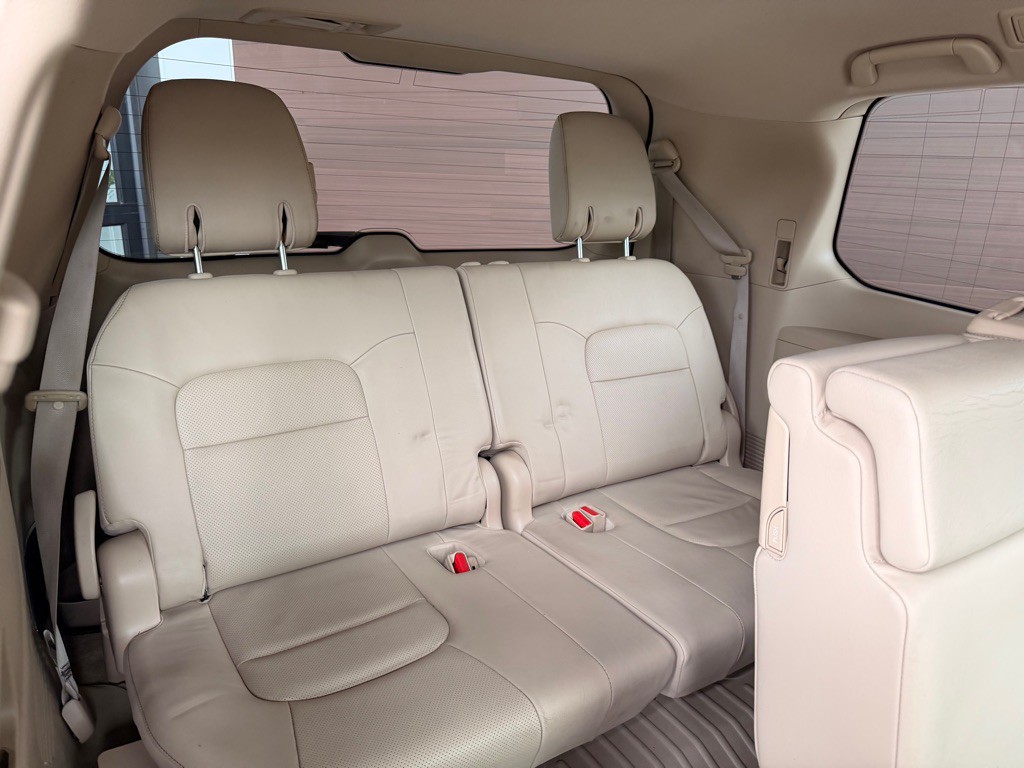 2015 Toyota Land Cruiser Image 17