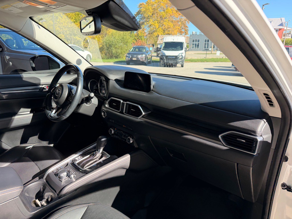 2017 Mazda CX-5 Image 16