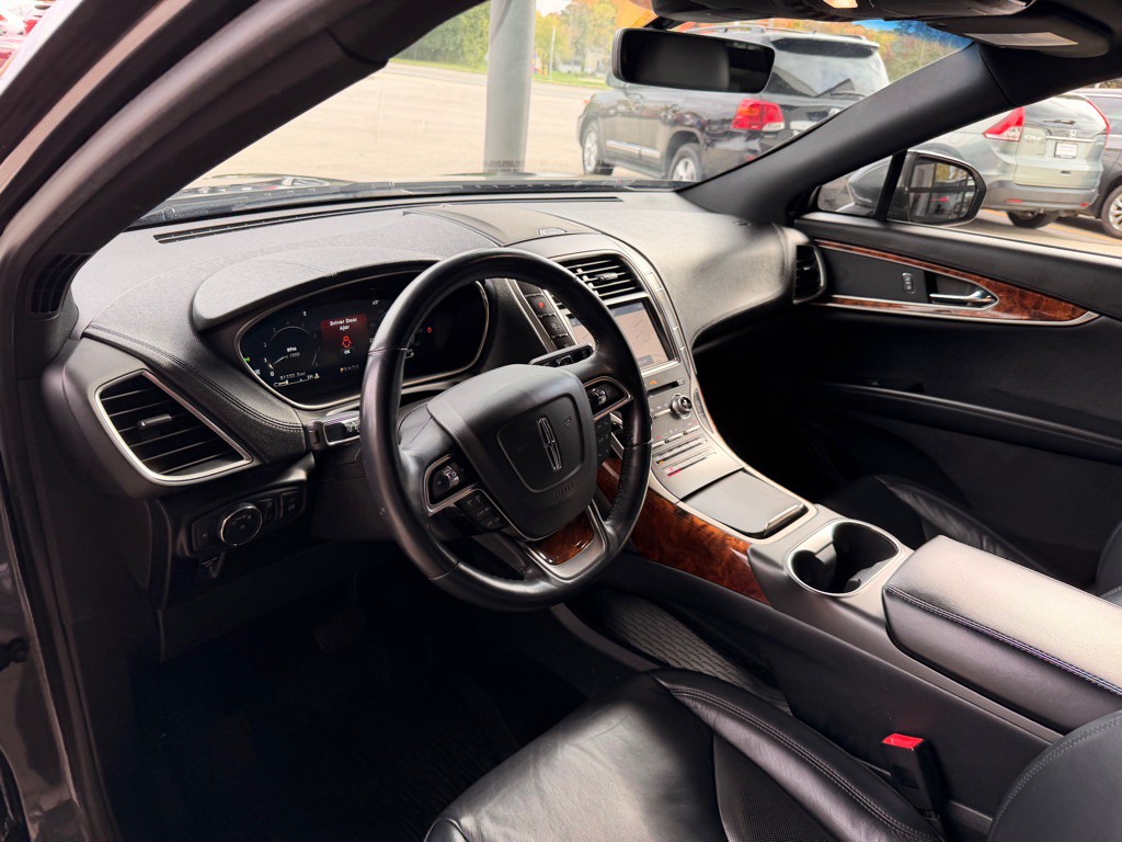 2019 Lincoln Nautilus Image 9