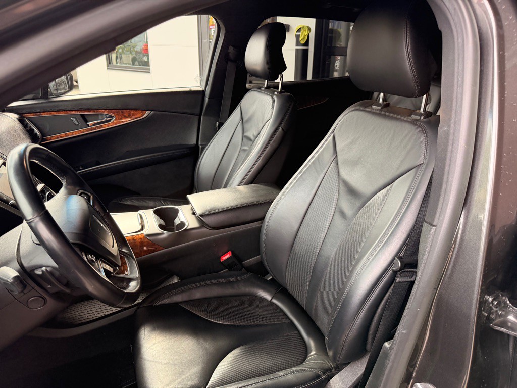 2019 Lincoln Nautilus Image 10