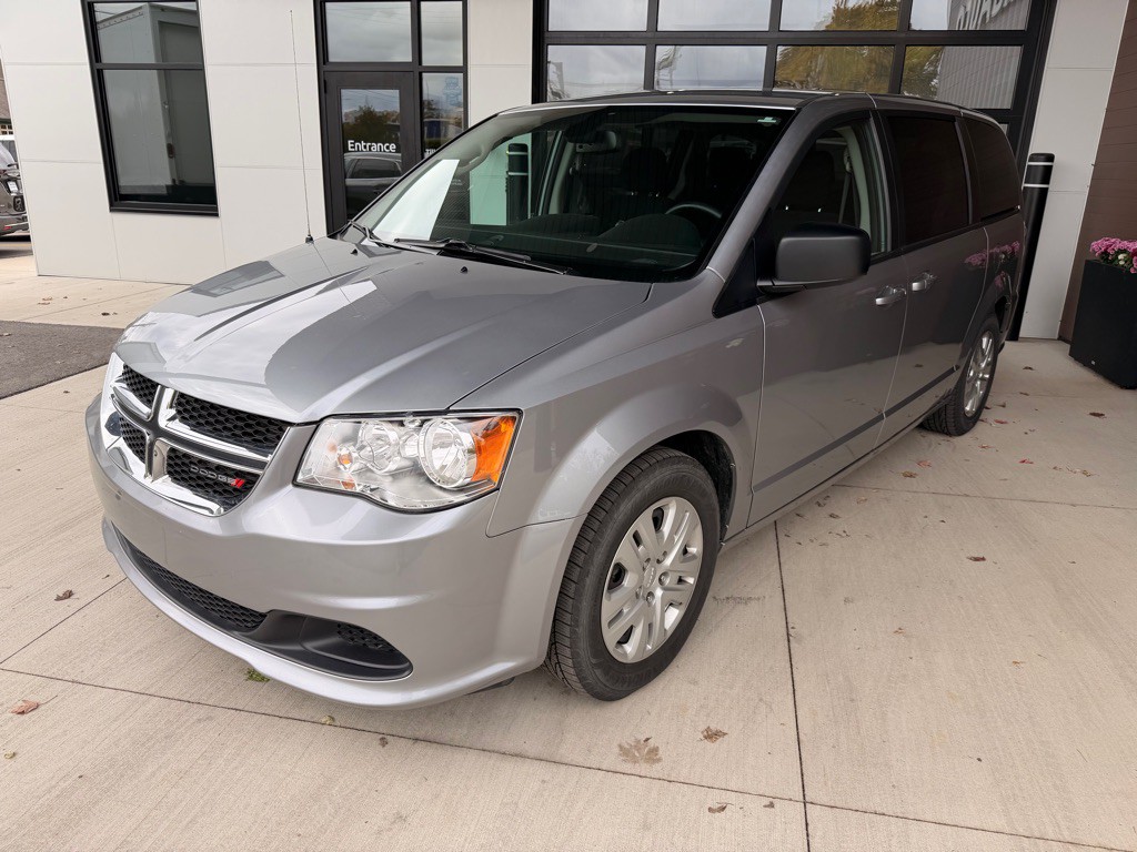 2018 Dodge Grand Caravan Image 3