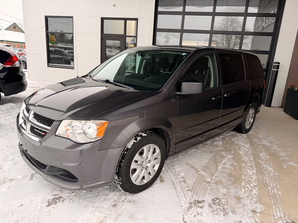 2017 Dodge Grand Caravan Image 3
