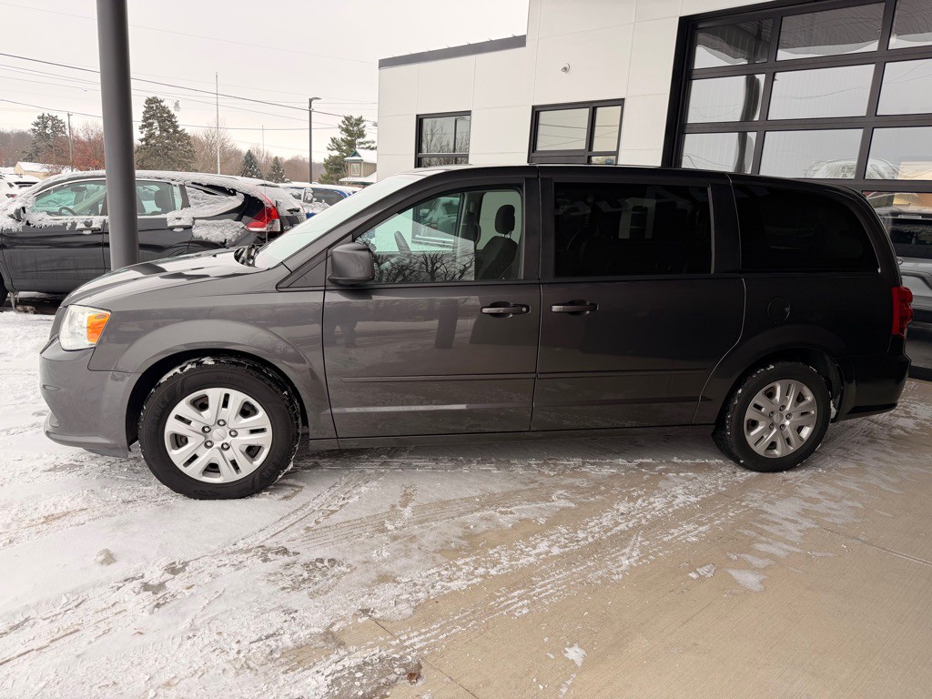 2017 Dodge Grand Caravan Image 4