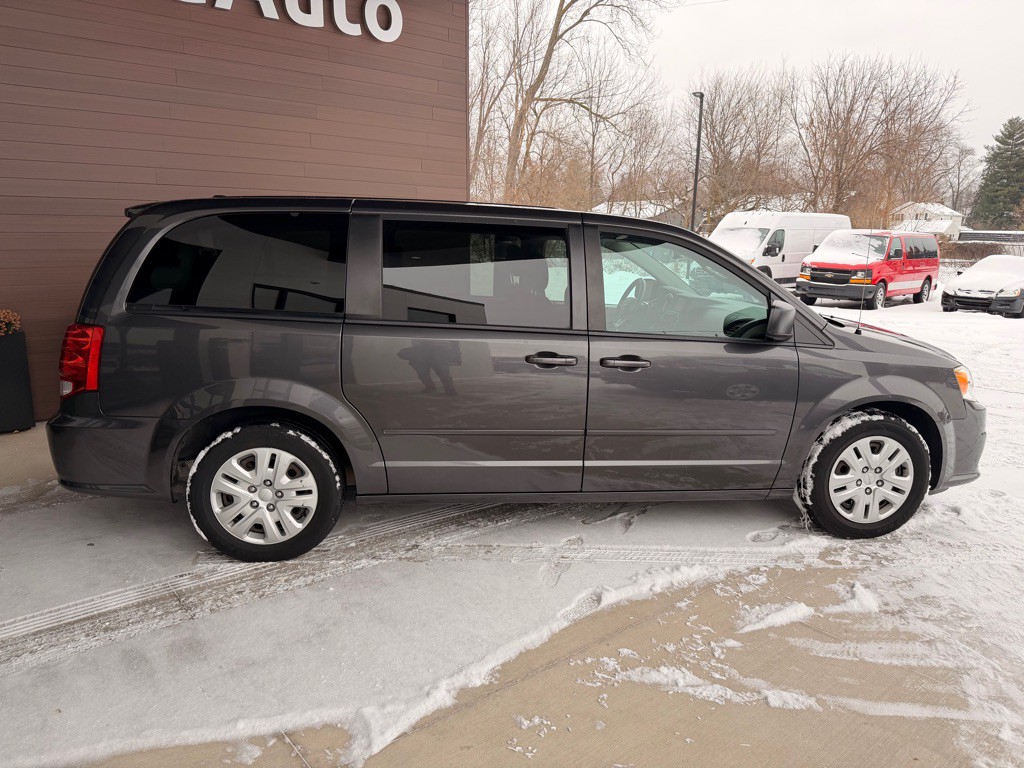 2017 Dodge Grand Caravan Image 8