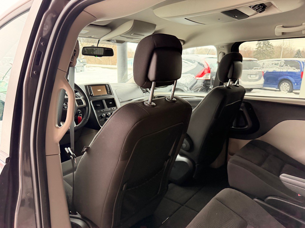 2017 Dodge Grand Caravan Image 11