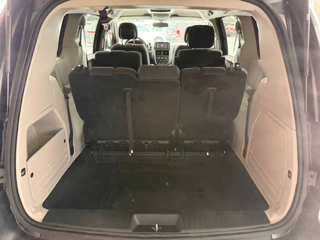 2017 Dodge Grand Caravan Image 14