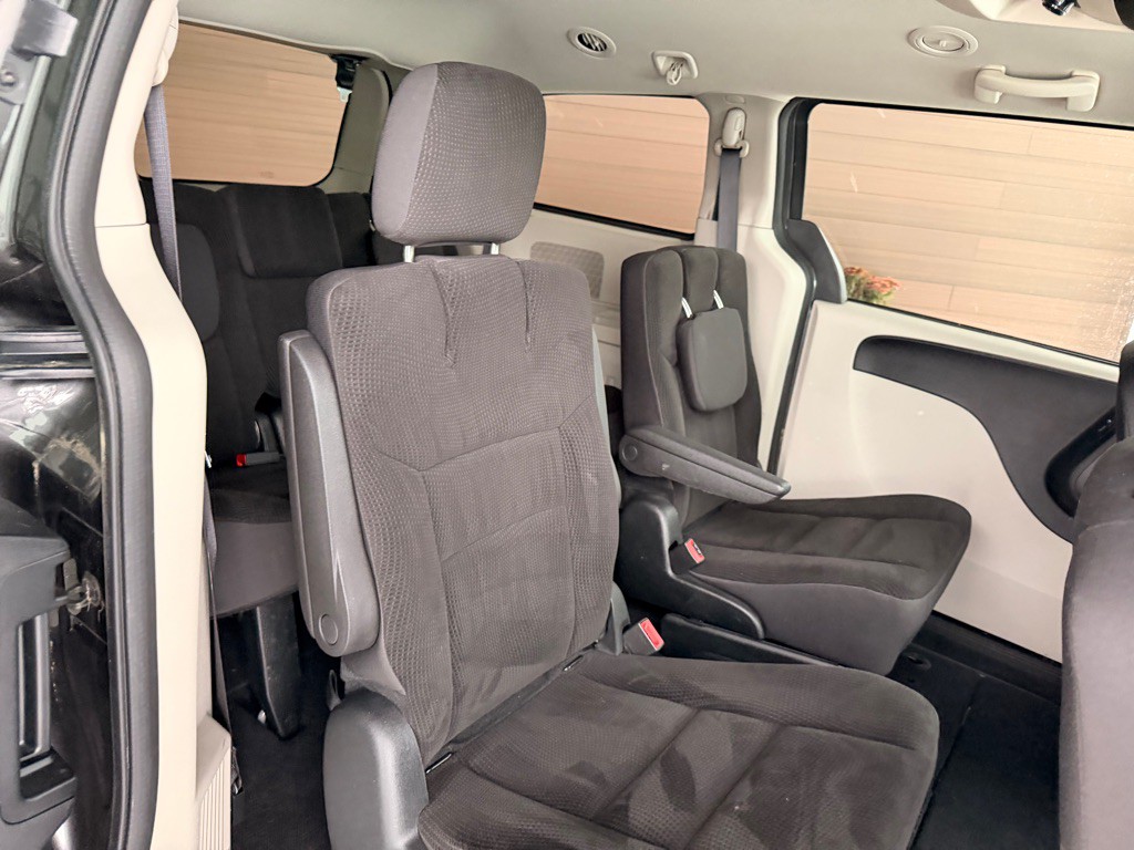 2017 Dodge Grand Caravan Image 16