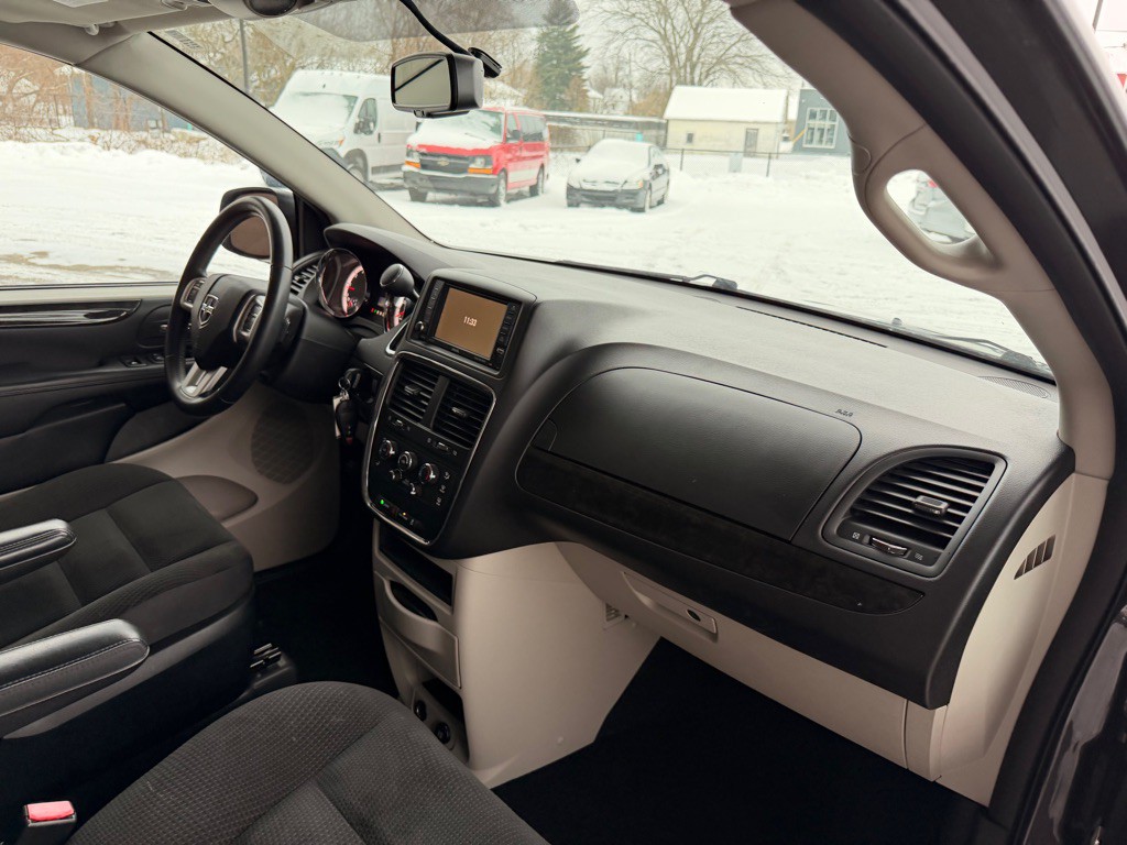 2017 Dodge Grand Caravan Image 18