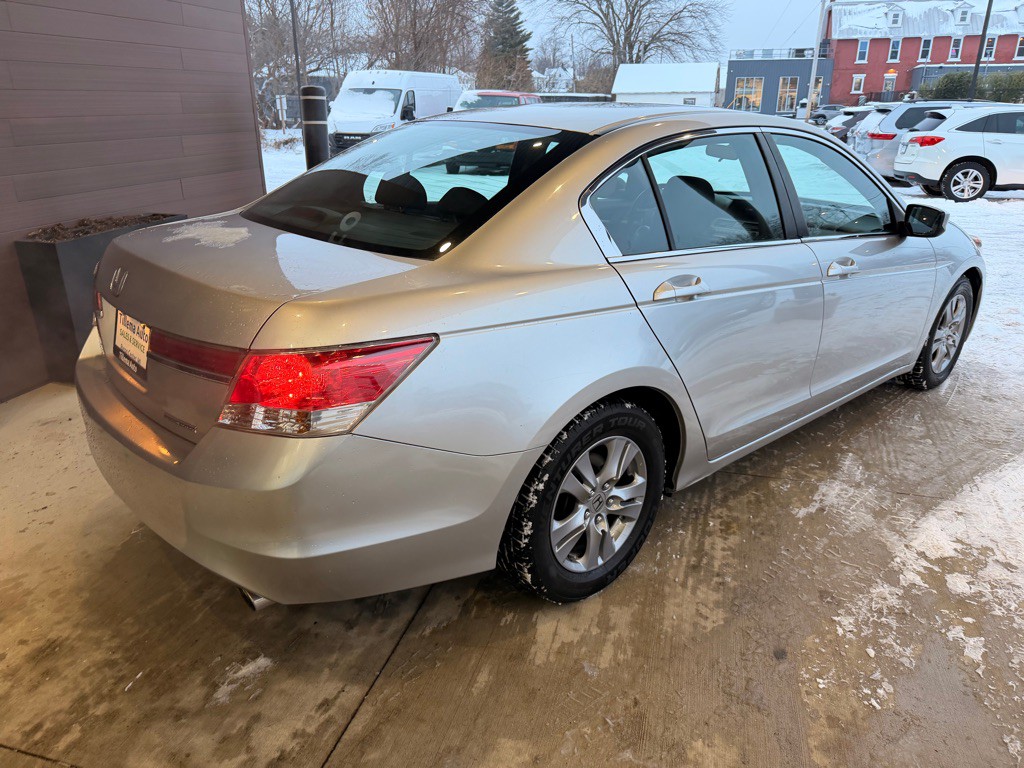 2012 Honda Accord Image 7