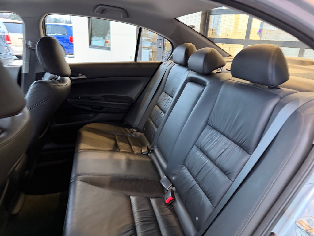 2012 Honda Accord Image 12