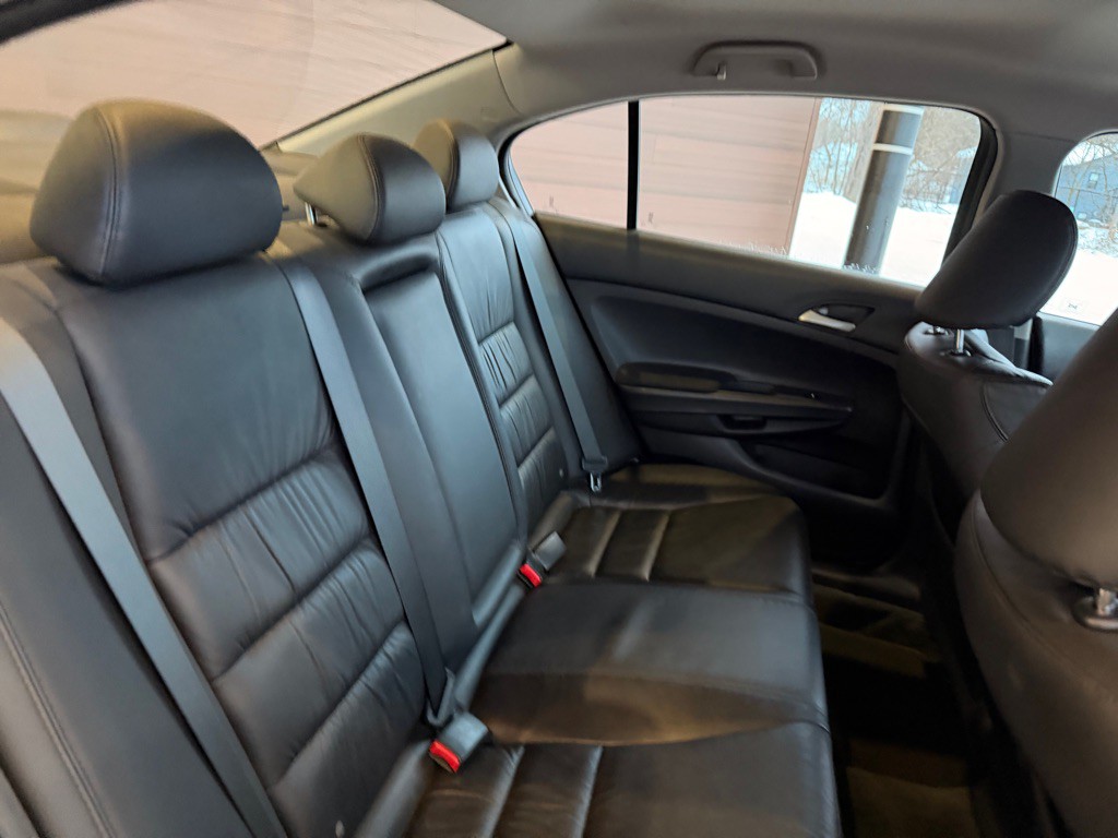 2012 Honda Accord Image 14