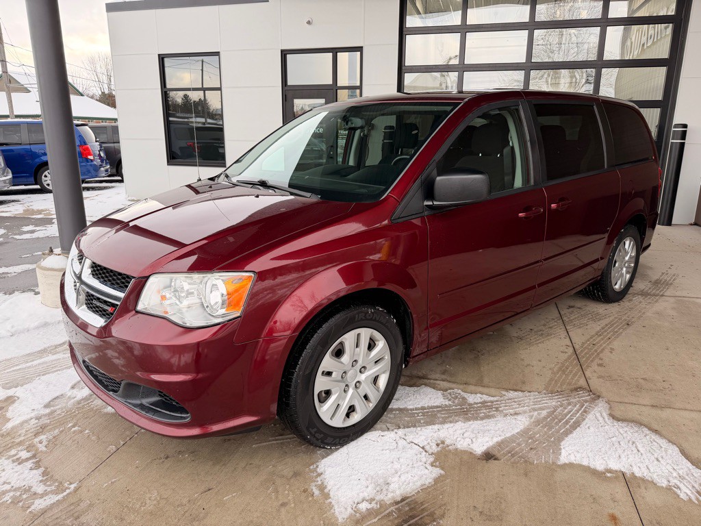 2017 Dodge Grand Caravan Image 3