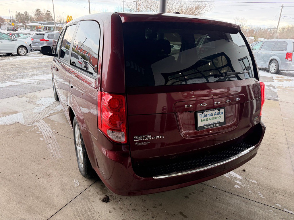 2017 Dodge Grand Caravan Image 5