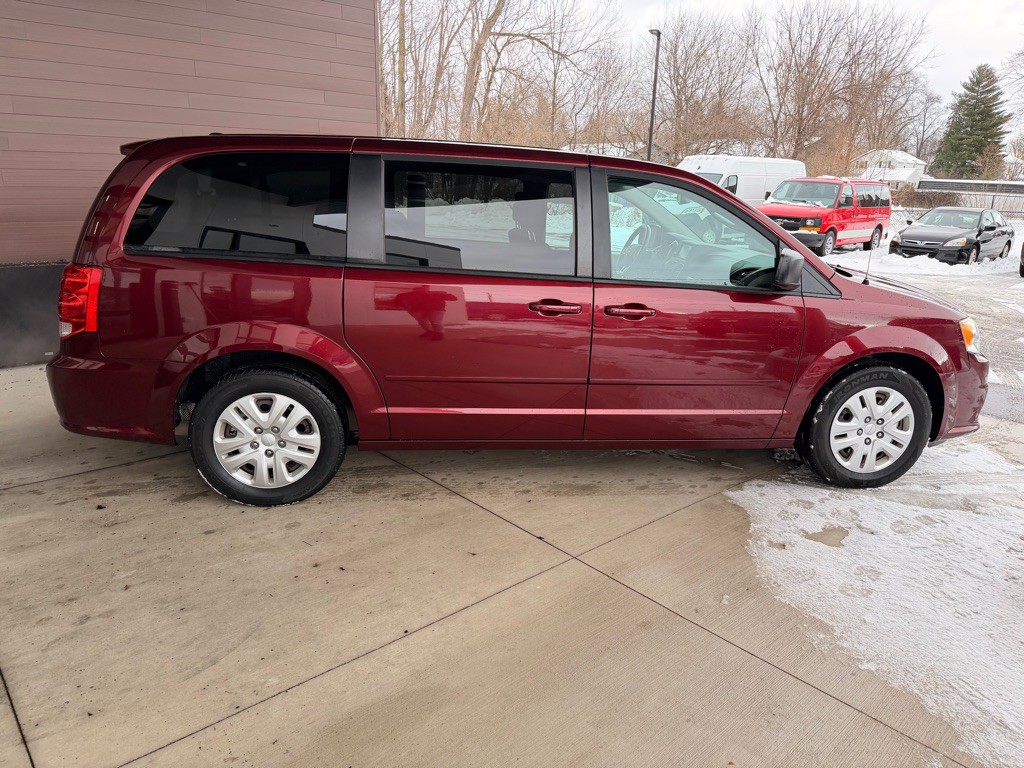 2017 Dodge Grand Caravan Image 8