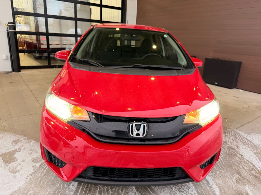 2016 Honda Fit Image 2