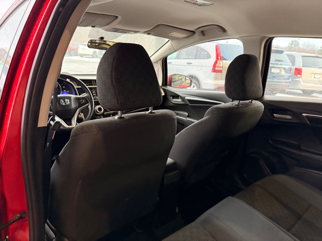 2016 Honda Fit Image 11