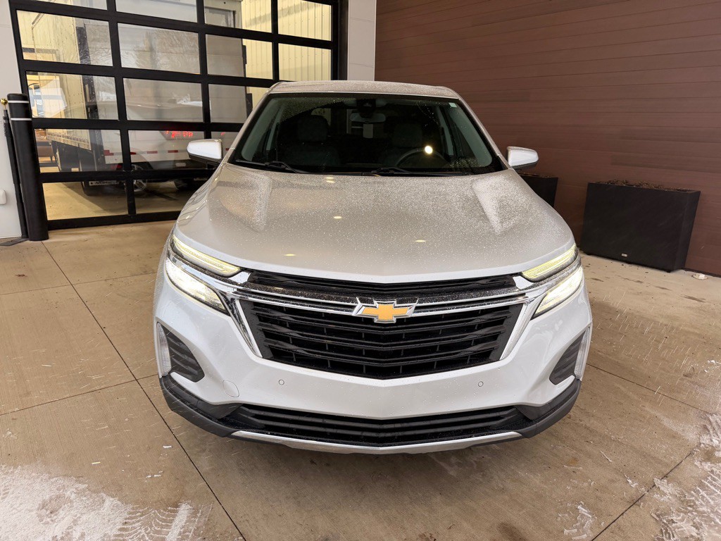2022 Chevrolet Equinox Image 2