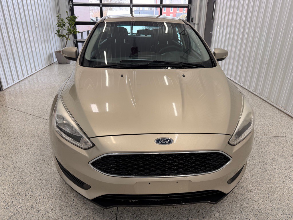 2017 Ford Focus Image 2