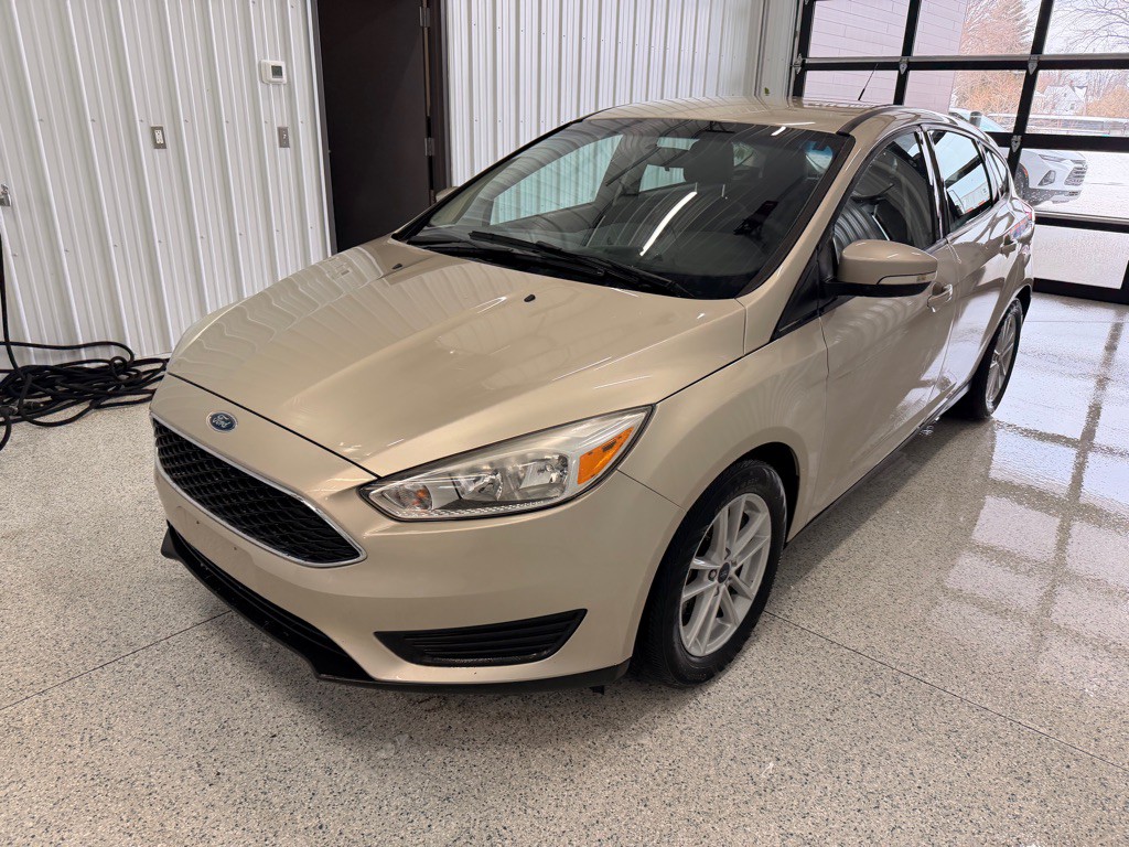 2017 Ford Focus Image 3