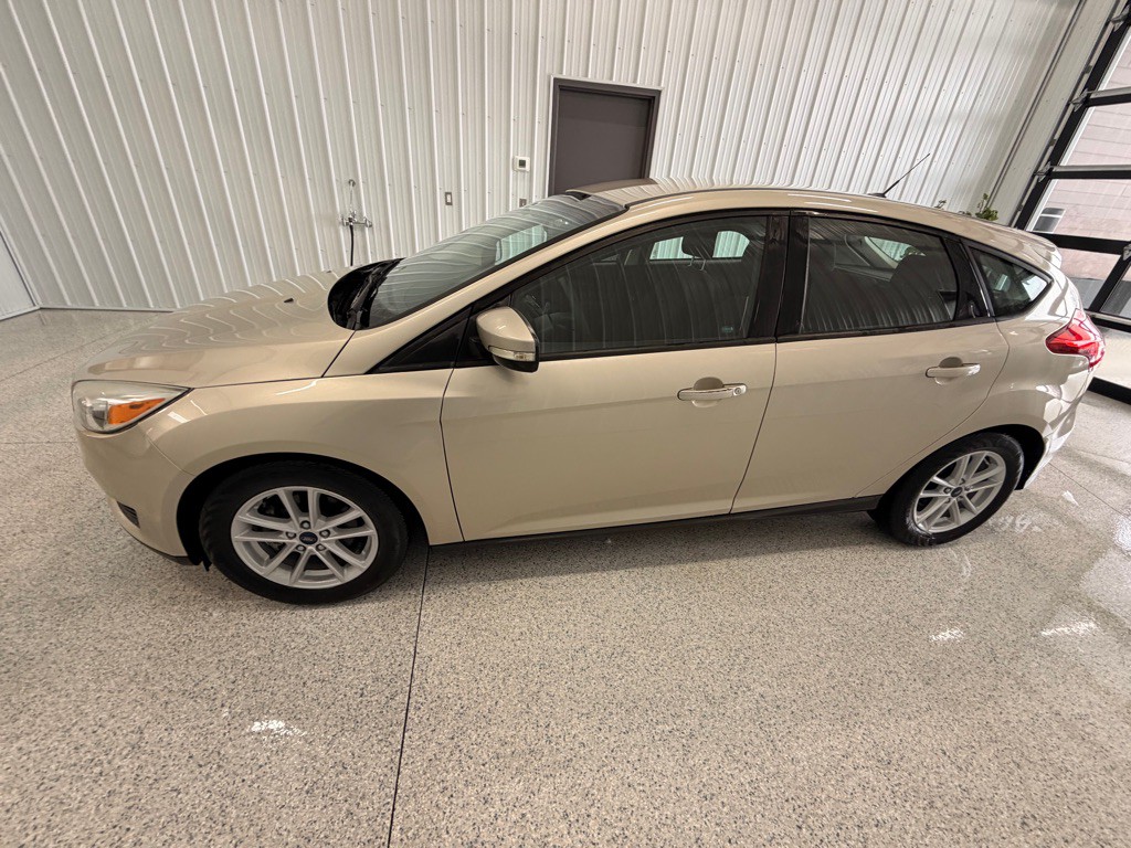 2017 Ford Focus Image 4