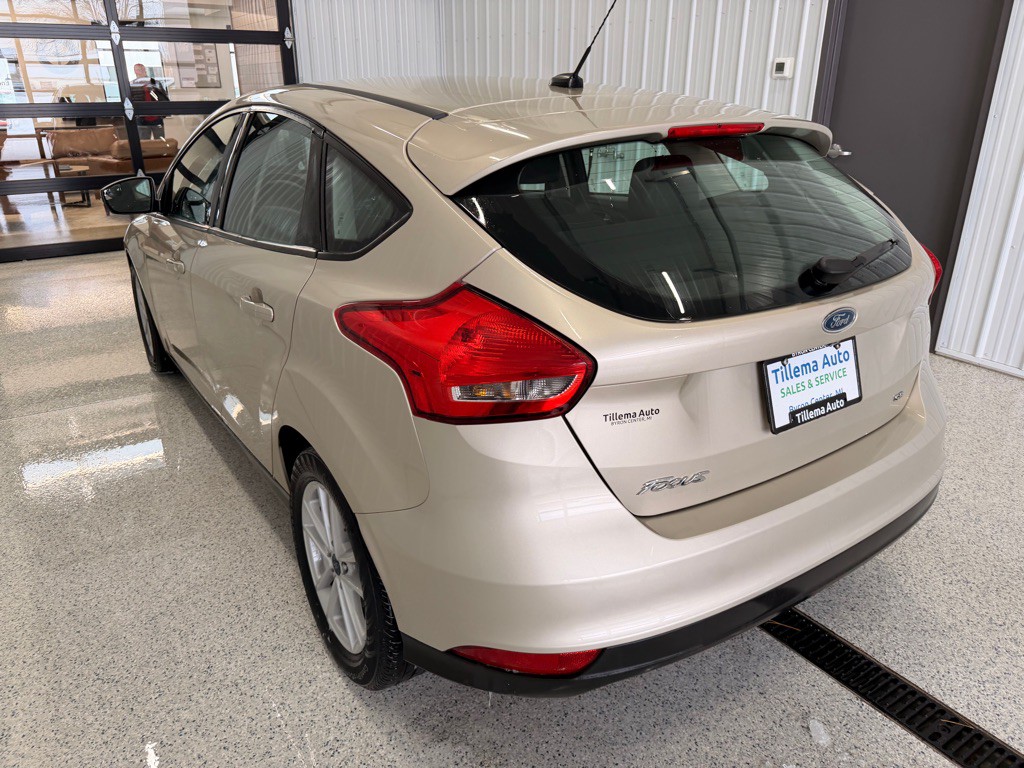 2017 Ford Focus Image 5