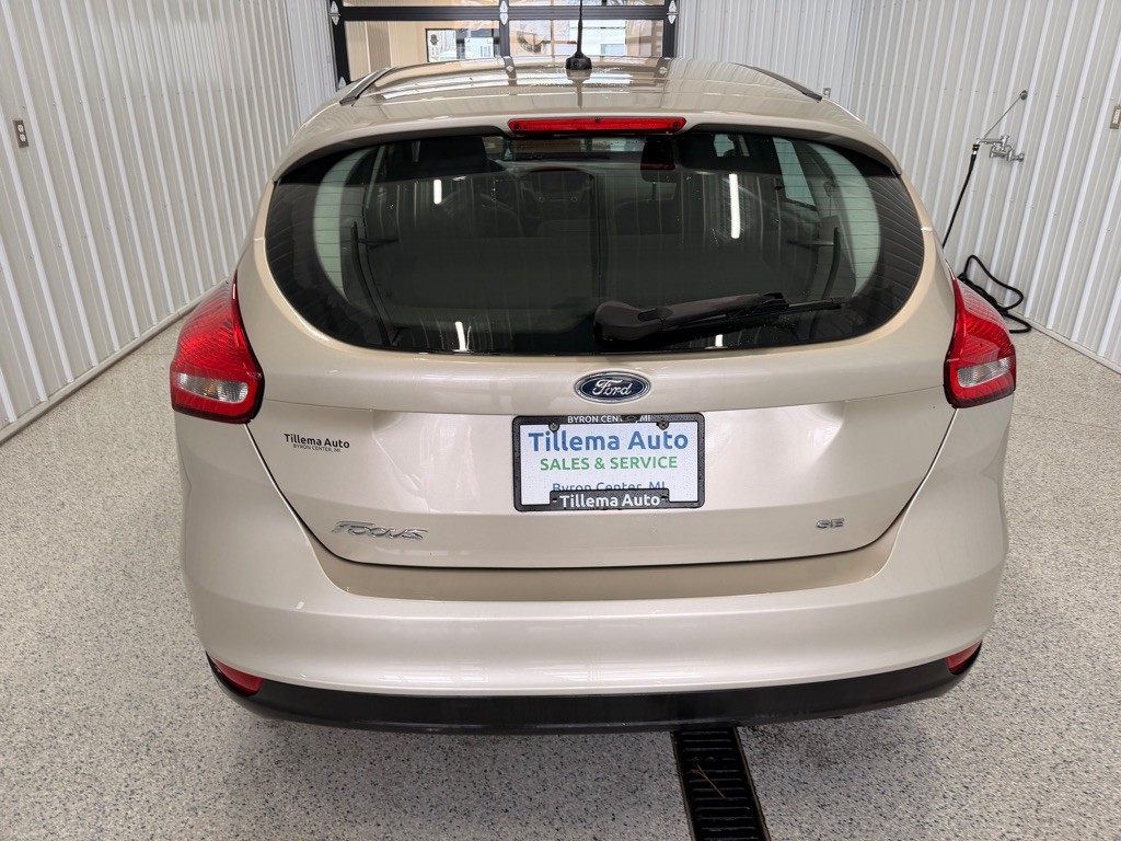 2017 Ford Focus Image 6