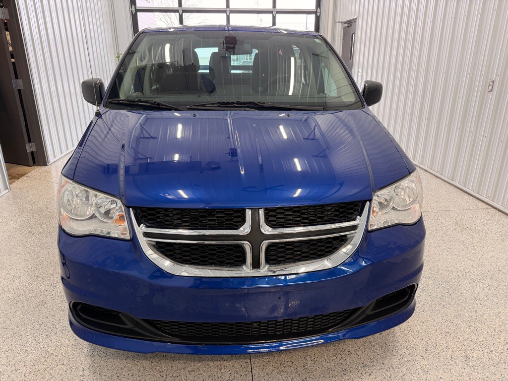 2018 Dodge Grand Caravan Image 2