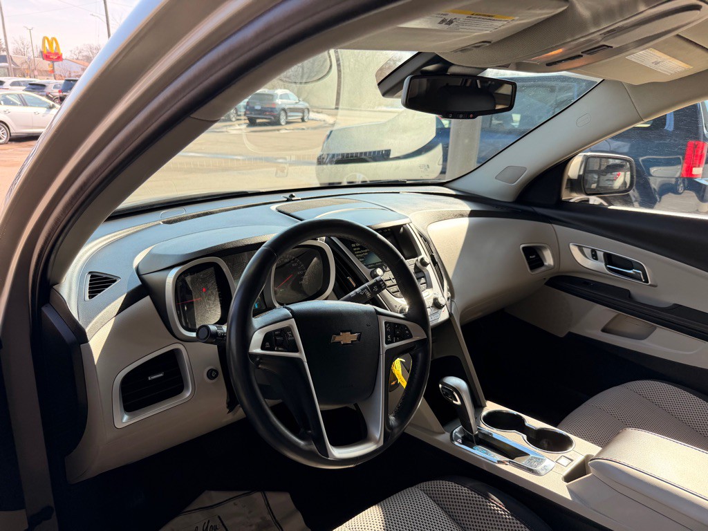 2015 Chevrolet Equinox Image 9