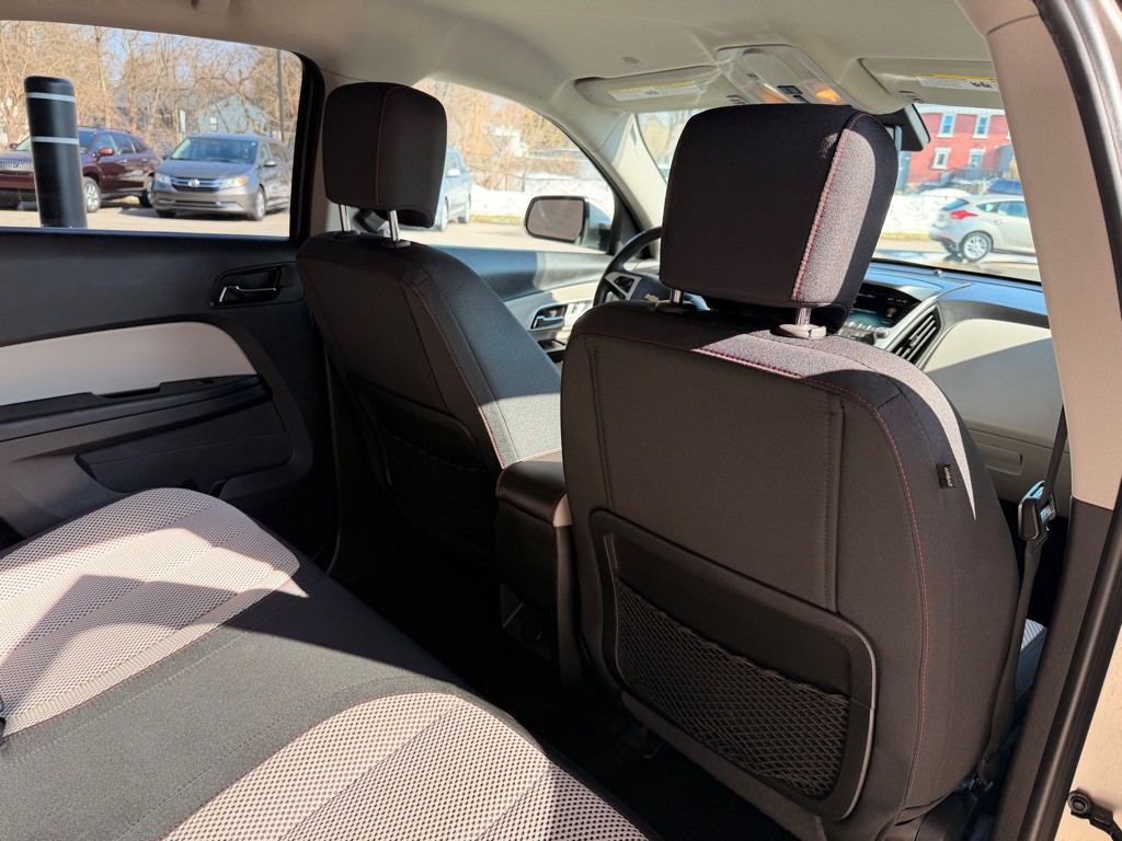 2015 Chevrolet Equinox Image 14