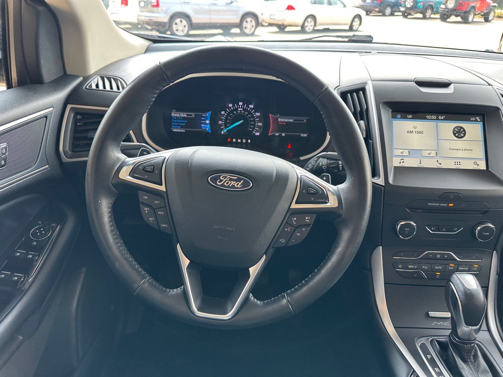 2017 Ford Edge Image 19