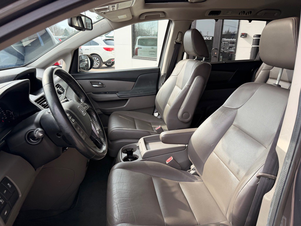 2014 Honda Odyssey Image 10