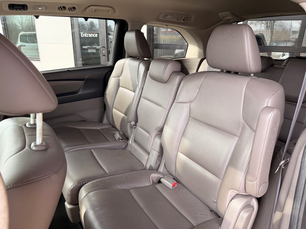 2014 Honda Odyssey Image 12