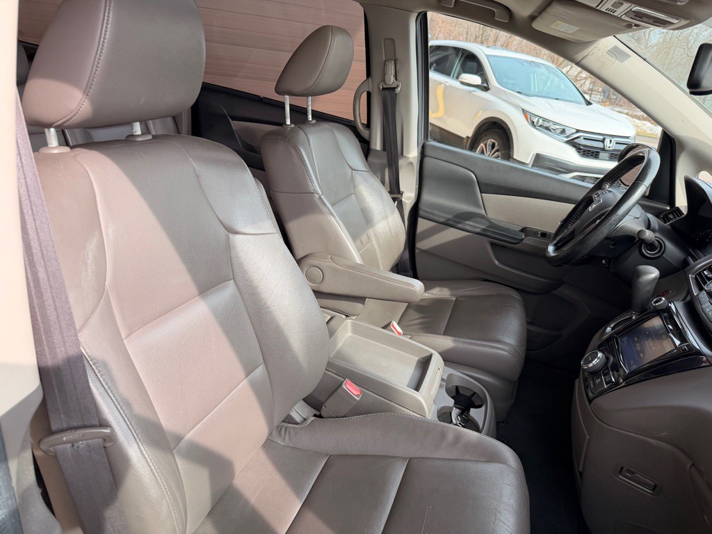 2014 Honda Odyssey Image 19