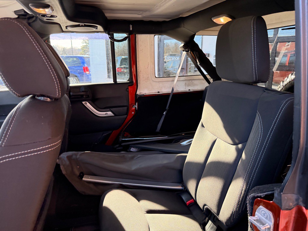 2014 Jeep Wrangler Unlimited Image 12