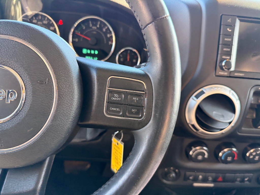 2014 Jeep Wrangler Unlimited Image 21