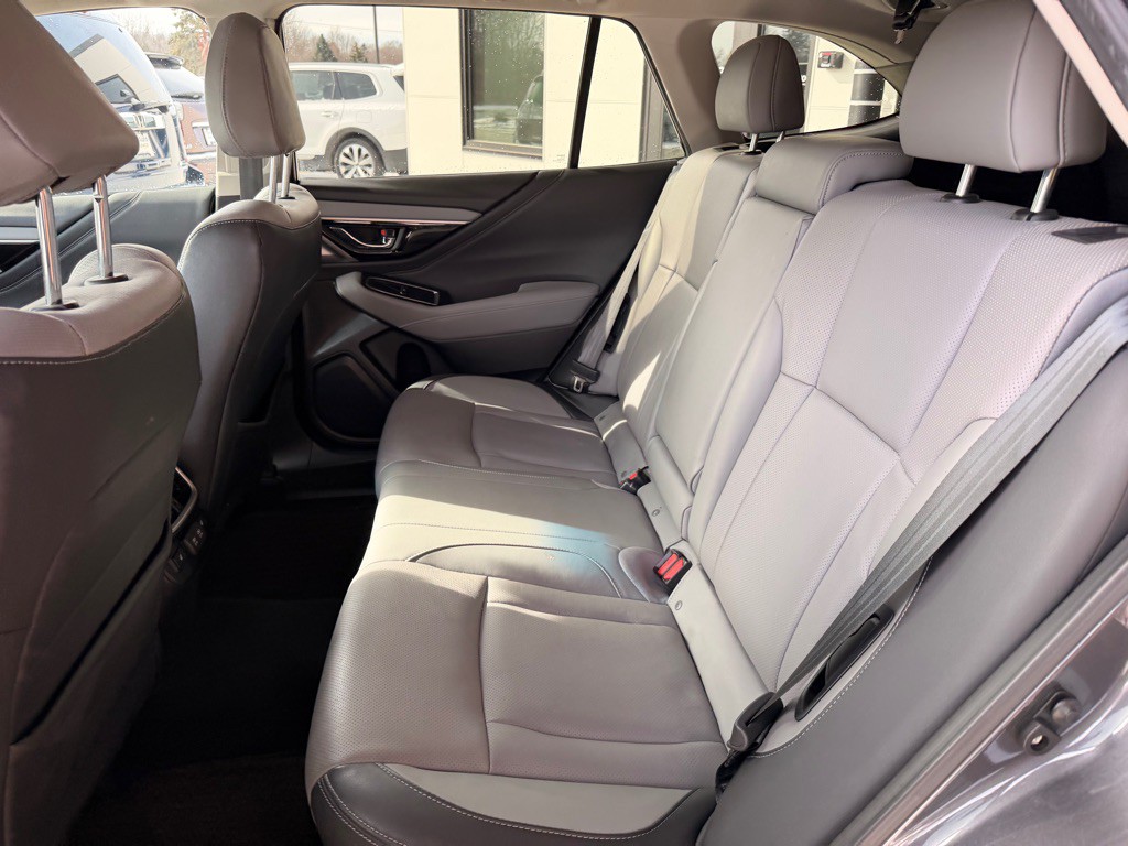 2020 Subaru Outback Image 12