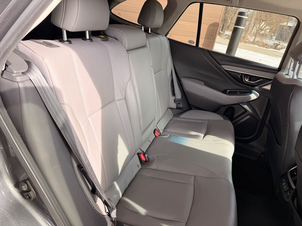 2020 Subaru Outback Image 15