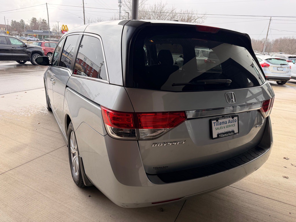 2016 Honda Odyssey Image 5