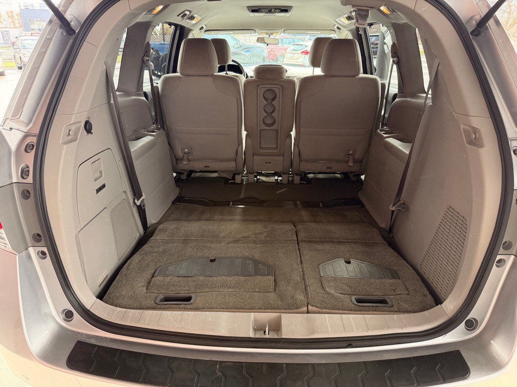 2016 Honda Odyssey Image 15