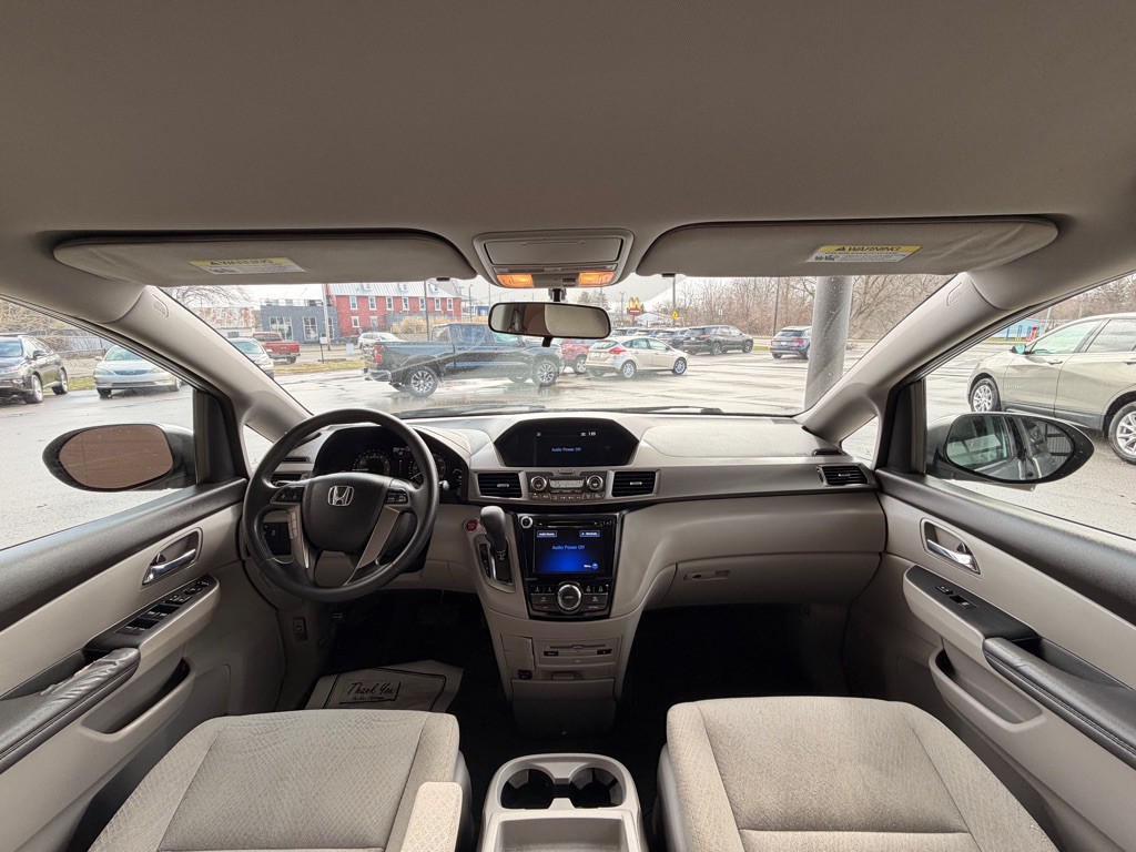 2016 Honda Odyssey Image 21