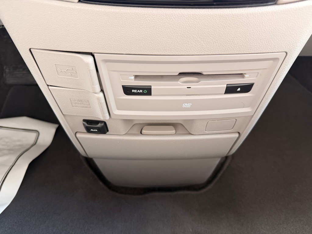 2016 Honda Odyssey Image 29