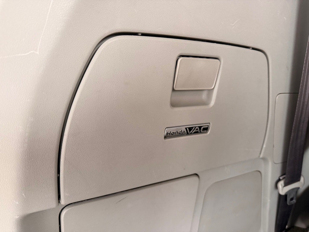 2016 Honda Odyssey Image 31