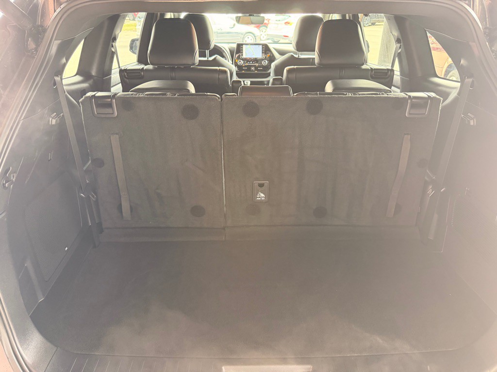 2021 Toyota Highlander Image 14