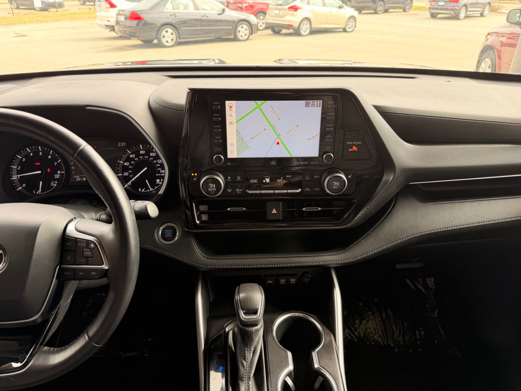 2021 Toyota Highlander Image 25