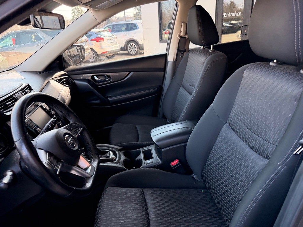 2019 Nissan Rogue Image 10