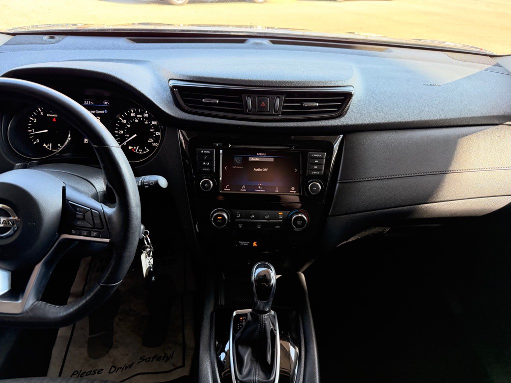 2019 Nissan Rogue Image 23