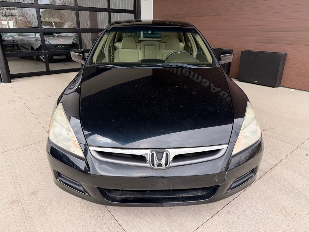2007 Honda Accord Image 2